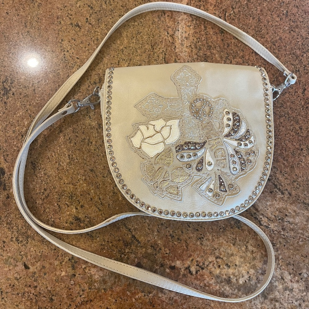 KIPPYS, CORONADO CA. Leather, Crystal Crossbody, Shoulder, Belt Bag